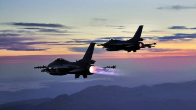 Türk jetleri Suriye'de bomba oldu yağdı