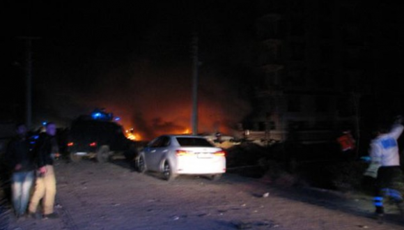 Urfa'da bombalı araçla terör saldırısı: 1 çocuk öldü